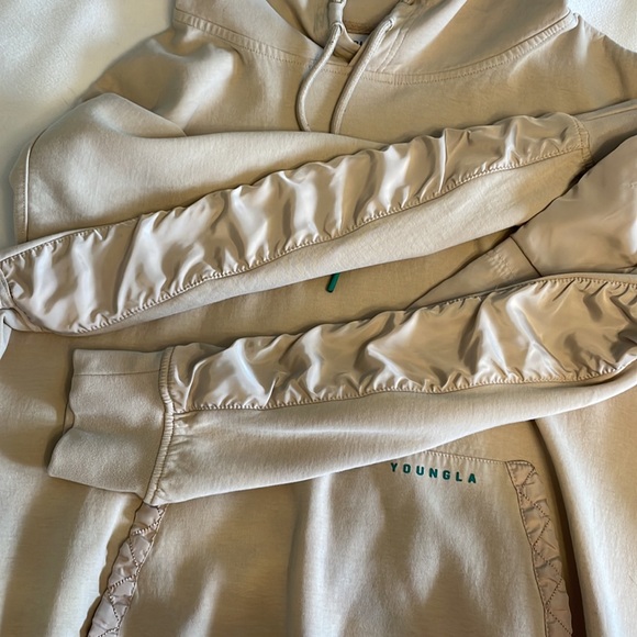 Young LA Beige Hoodie Size L Poly/Cotton/Spandex Zip Arm Pocket Green Graphics - Picture 11 of 11